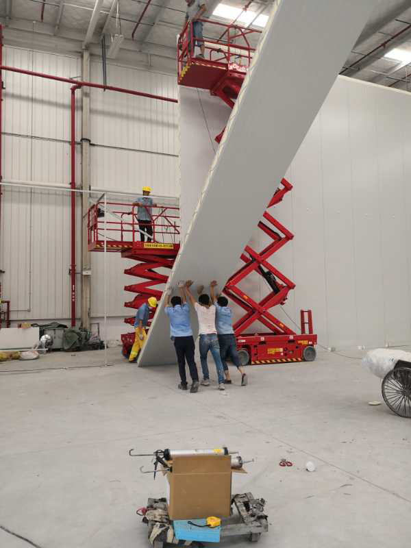 B1級(jí)聚氨酯冷庫(kù)保溫板安裝項(xiàng)目